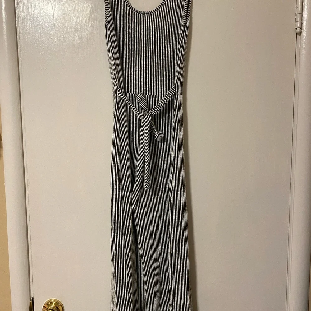 Caution to the wind jumpsuit - Picture 2 of 3